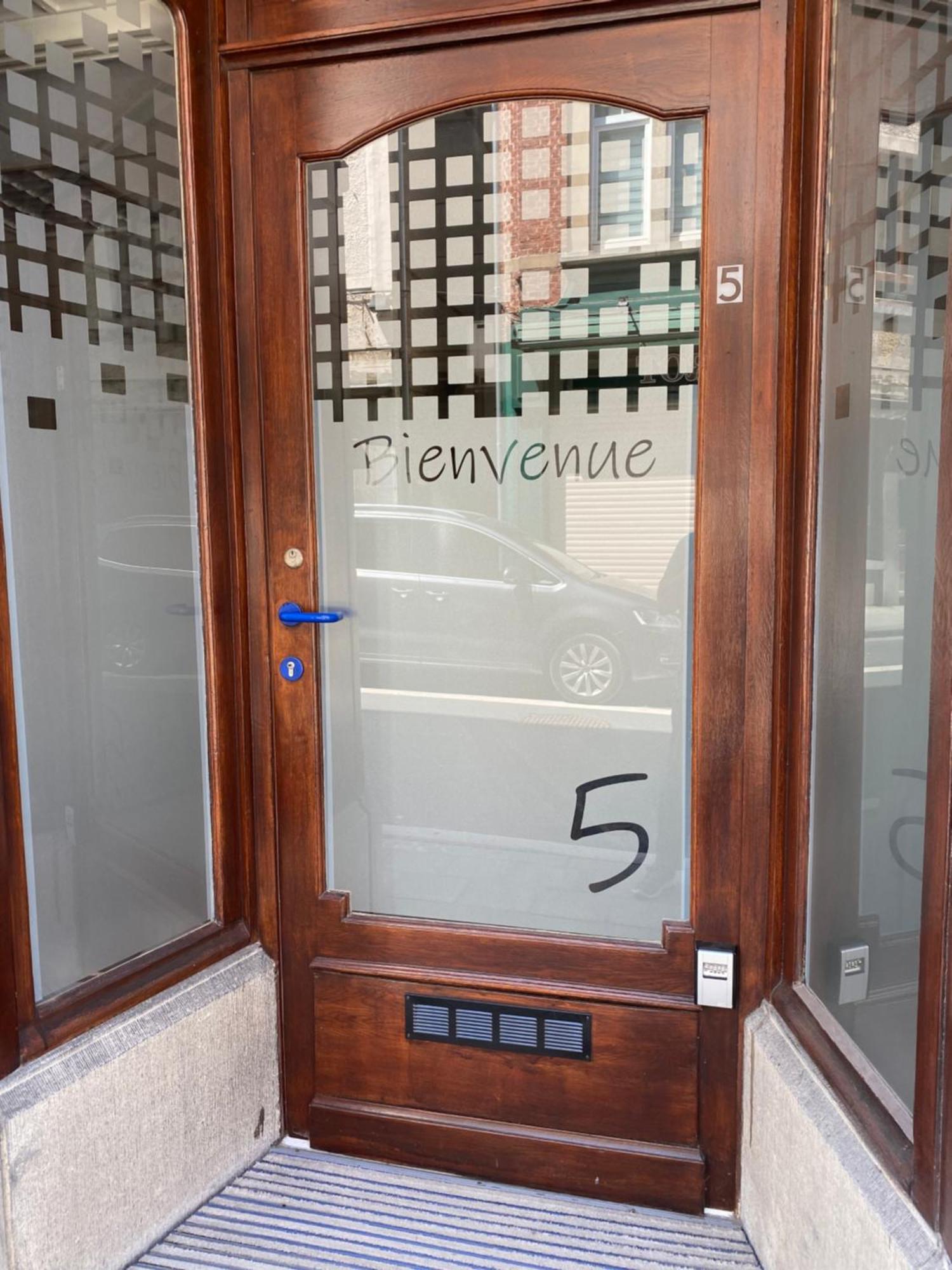 Gite D'Avalon Appartement 5 Dinant Exterior foto